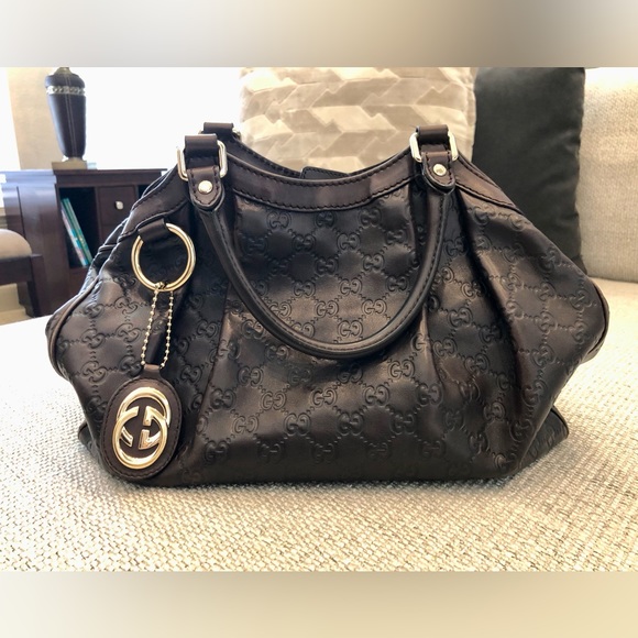 Gucci Handbags - Gucci leather tote
